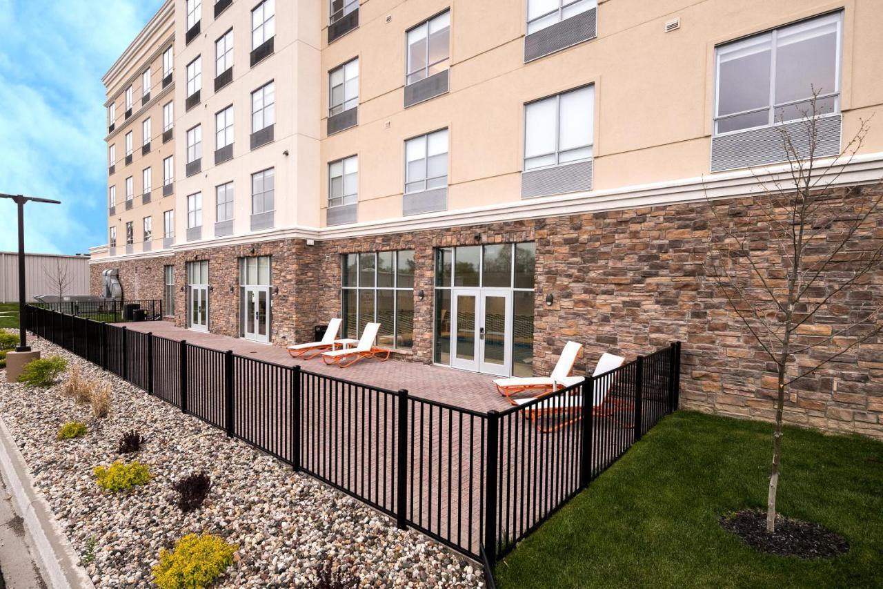 Holiday Inn & Suites Detroit - Troy By Ihg 外观 照片