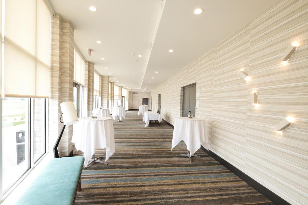 Holiday Inn & Suites Detroit - Troy By Ihg 外观 照片