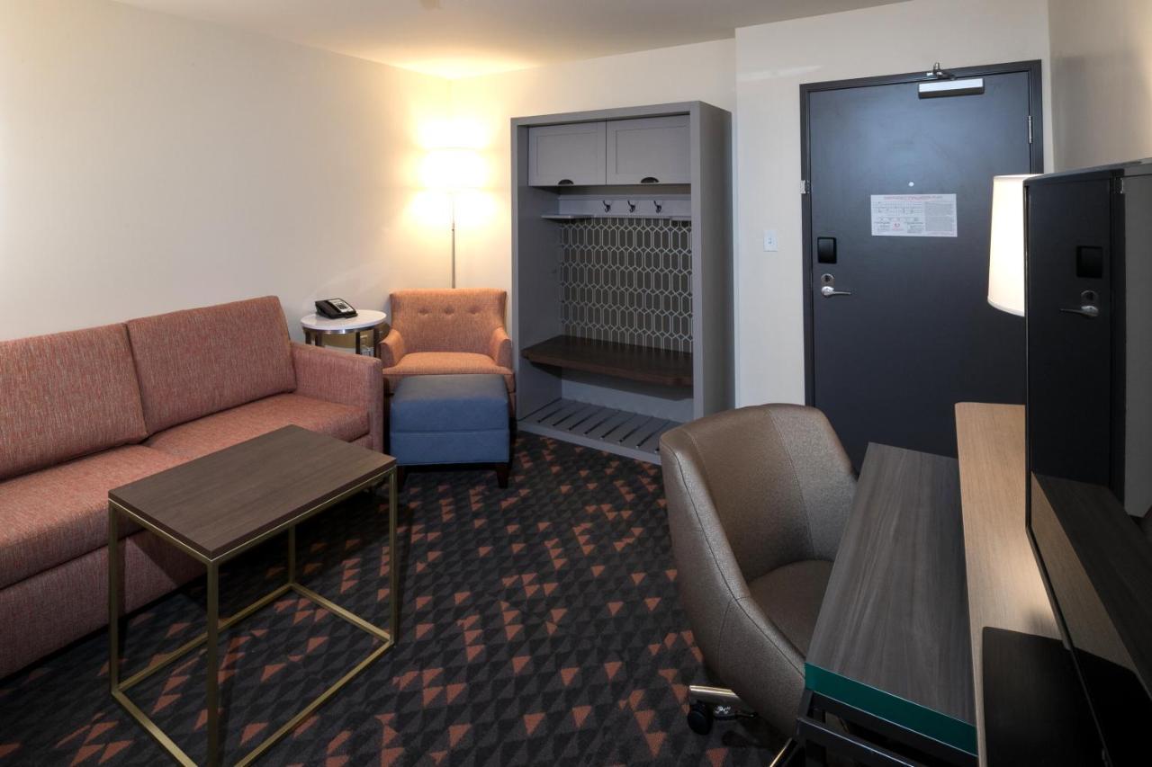 Holiday Inn & Suites Detroit - Troy By Ihg 外观 照片