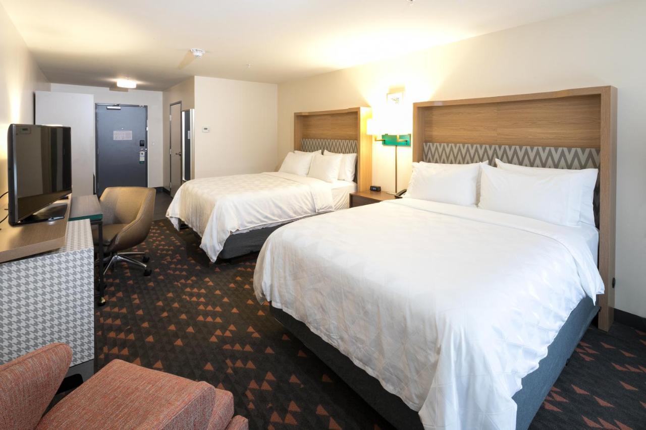 Holiday Inn & Suites Detroit - Troy By Ihg 外观 照片