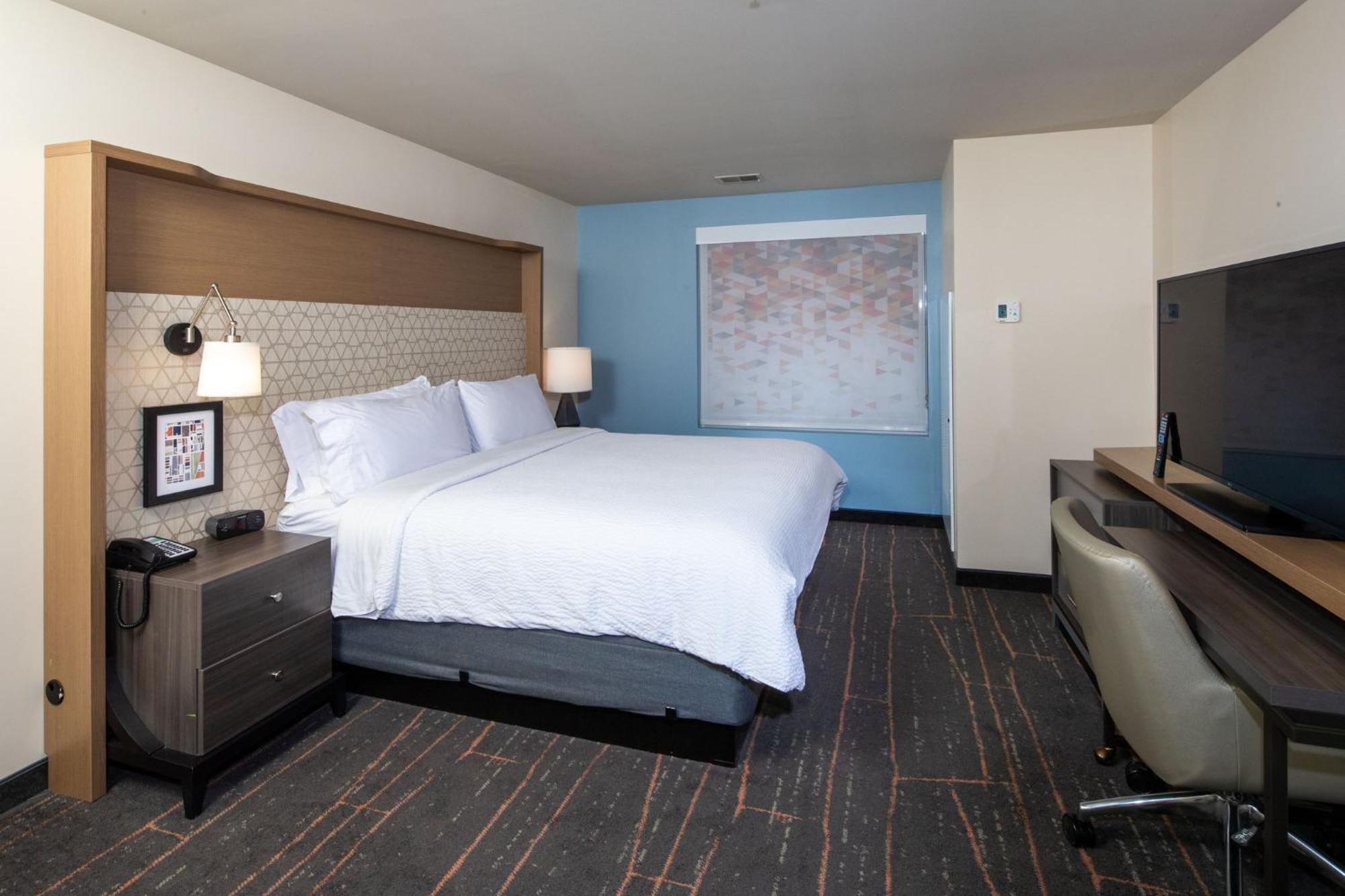Holiday Inn & Suites Detroit - Troy By Ihg 外观 照片