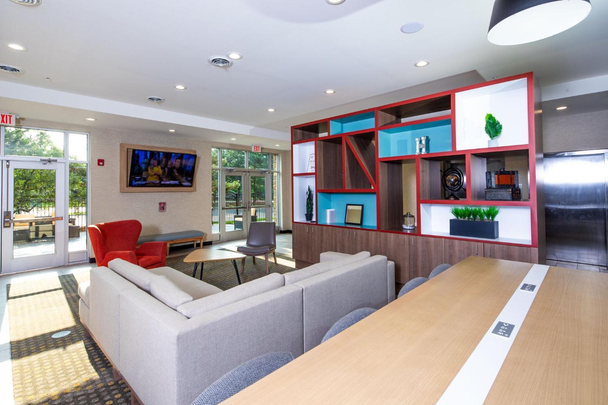 Holiday Inn & Suites Detroit - Troy By Ihg 外观 照片
